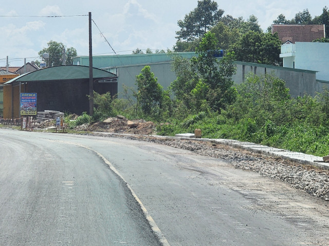 Dong Nai: Can canh Du an cai tao, nang cap duong Hung Vuong huyen Nhon Trach-Hinh-15