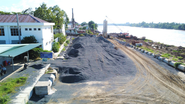 Can canh du an duong ven song Dong Nai truoc nguy co cham tien do-Hinh-12