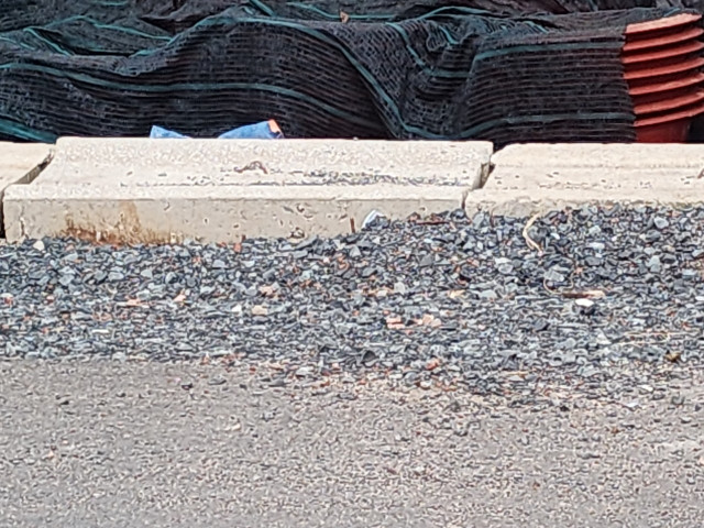 Dong Nai: Du an nang cap duong Huong lo 7, thi cong gan 3 nam van chua xong?-Hinh-10