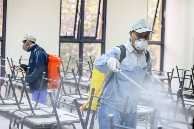 Virus corona có tuổi thọ bao lâu, tự hủy diệt trong môi trường nào? Virus corona co tuoi tho bao lau, tu huy diet trong moi truong nao?