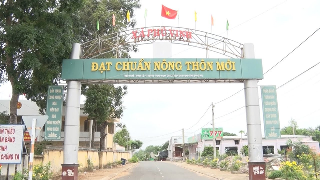 Dong Nai: Trong 1 ngay Cong ty Phat Trung Viet trung 4 goi thau