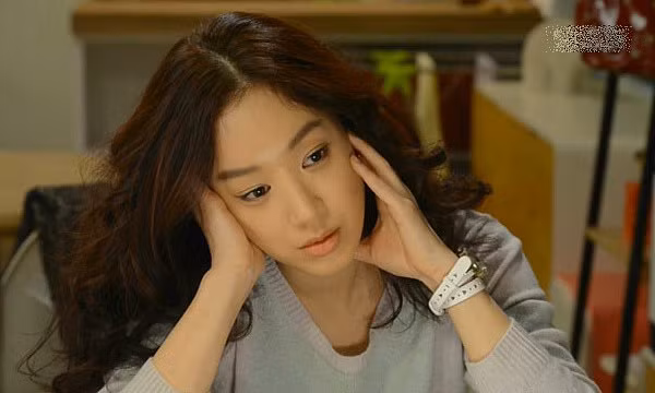 Doc chieu keo chong ra khoi con 