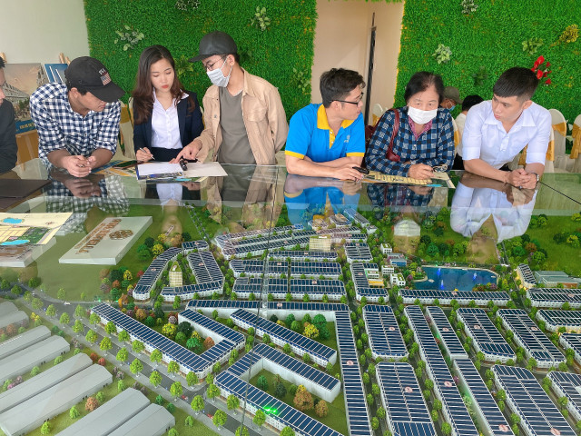 Tân An (Vĩnh Cửu - Đồng Nai): Ngoài dính đất công PNR ESTELLA còn không có đường vào dự án? - Hình 3 Tan An (Vinh Cuu - Dong Nai): Ngoai dinh dat cong PNR ESTELLA con khong co duong vao du an?-Hinh-3