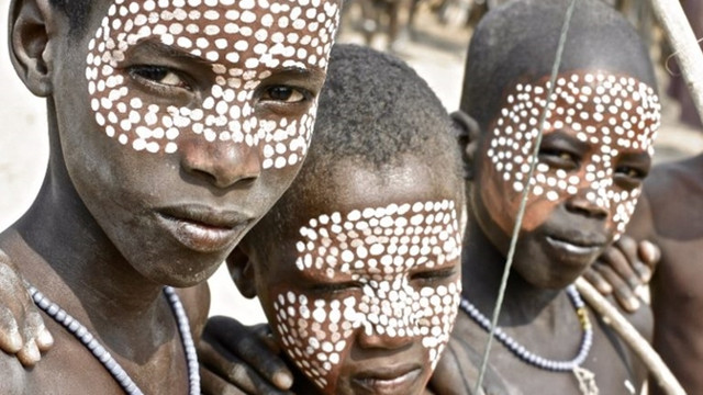 Điều lạ ở Ethiopia: Không có họ, lịch dài tới 13 tháng - Hình 5 Dieu la o Ethiopia: Khong co ho, lich dai toi 13 thang-Hinh-5