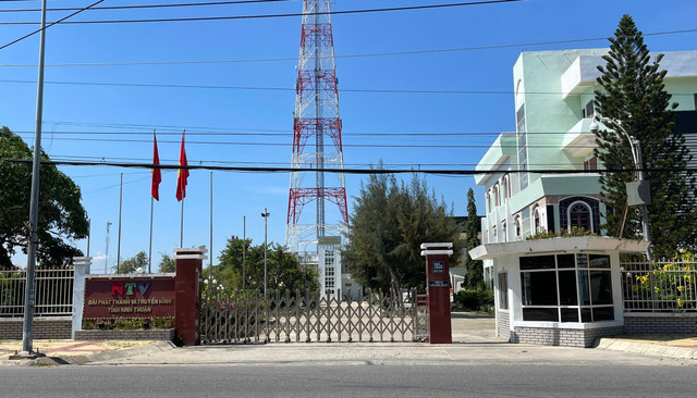 Vì sao tạm dừng hợp nhất Báo Ninh Thuận và Đài Phát thanh Truyền hình tỉnh? - Hình 2 Vi sao tam dung hop nhat Bao Ninh Thuan va Dai Phat thanh Truyen hinh tinh?-Hinh-2