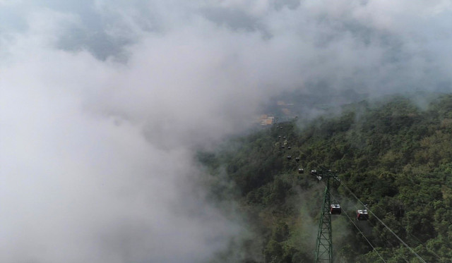 Sự tích người con gái báo mộng trên núi Bà Đen - Hình 6 Su tich nguoi con gai bao mong tren nui Ba Den-Hinh-6