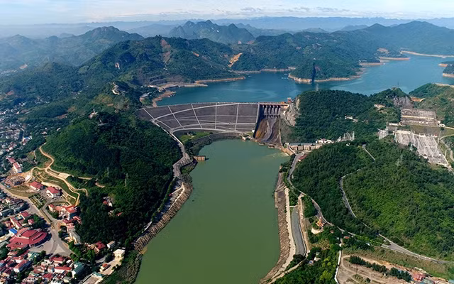 Dap Thuy dien Hoa Binh - cong trinh ky vi lon nhat Dong Nam A.