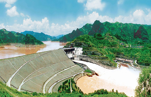 Đập Thủy điện Hòa Bình - công trình kỳ vĩ lớn nhất Đông Nam Á. - Hình 6 Dap Thuy dien Hoa Binh - cong trinh ky vi lon nhat Dong Nam A.-Hinh-6