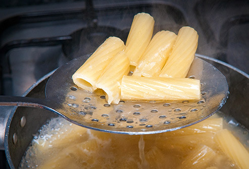 Ăn uống lành mạnh nhưng phải đúng cách này mới đảm bảo dinh dưỡng - Hình 8 An uong lanh manh nhung phai dung cach nay moi dam bao dinh duong-Hinh-8