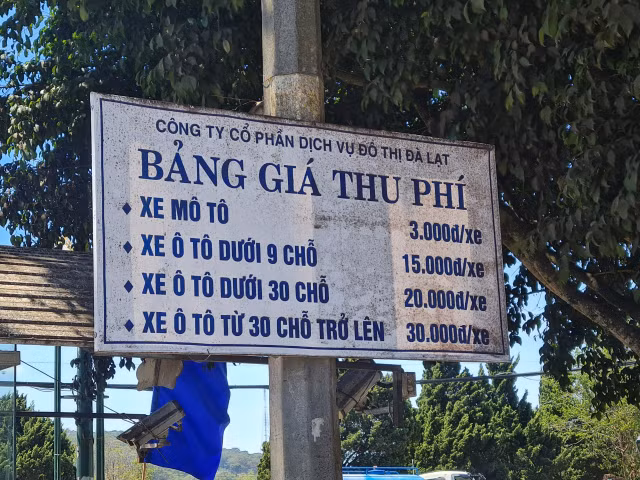Vuong nhieu vi pham, Dich vu do thi Da Lat van duoc uu ai ?-Hinh-3