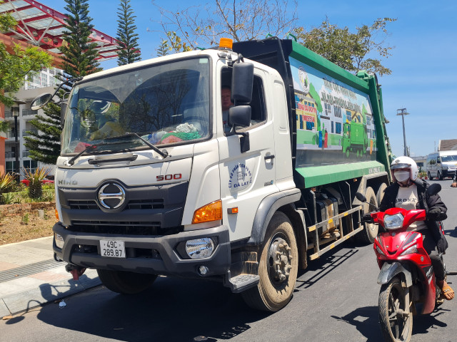 Vướng nhiều vi phạm, Dịch vụ đô thị Đà Lạt vẫn được ưu ái ? - Hình 9 Vuong nhieu vi pham, Dich vu do thi Da Lat van duoc uu ai ?-Hinh-9