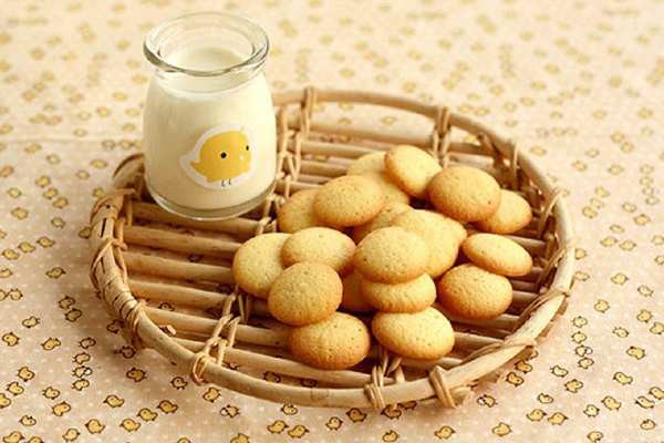 Tác hại của việc ăn vặt không ai ngờ đến - Hình 12 Tac hai cua viec an vat khong ai ngo den-Hinh-12