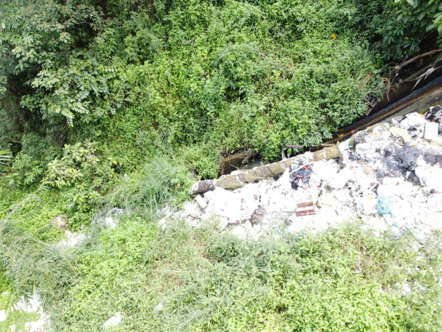 Dong Nai: Cong ty Dang Long ngang nhien xa thai ra moi truong?-Hinh-7