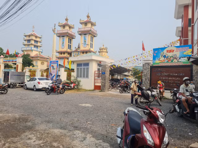 Via he, long duong thanh noi hop cho ke ben UBND phuong Buu Hoa-Hinh-17