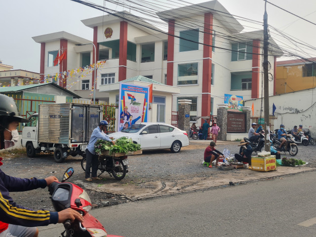 Via he, long duong thanh noi hop cho ke ben UBND phuong Buu Hoa-Hinh-16