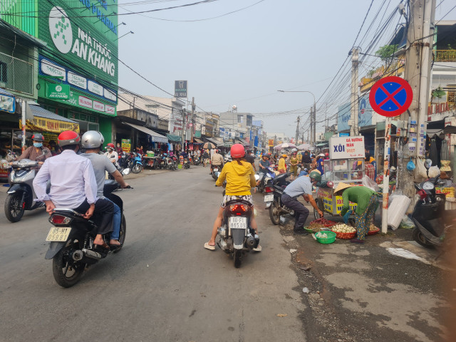 Via he, long duong thanh noi hop cho ke ben UBND phuong Buu Hoa-Hinh-4