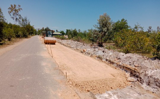 Thiết kế dùng đất đắp nền, đơn vị thi công lại sử dụng bê tông nhựa thải - Hình 2 Thiet ke dung dat dap nen, don vi thi cong lai su dung be tong nhua thai-Hinh-2