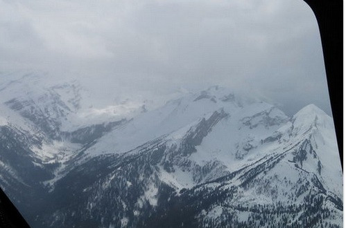 Máy bay A320 rơi ở Pháp: đã tìm thấy mảnh vỡ (*) May bay A320 roi o Phap: da tim thay manh vo (*)