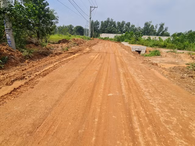 Dong Nai: Duong Khu Nung noi dai thi cong khong dam bao an toan?-Hinh-17