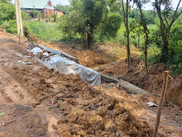 Dong Nai: Duong Khu Nung noi dai thi cong khong dam bao an toan?-Hinh-10
