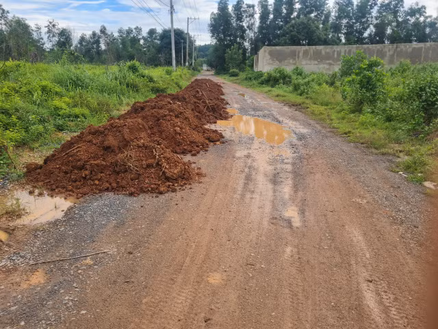 Dong Nai: Duong Khu Nung noi dai thi cong khong dam bao an toan?-Hinh-15