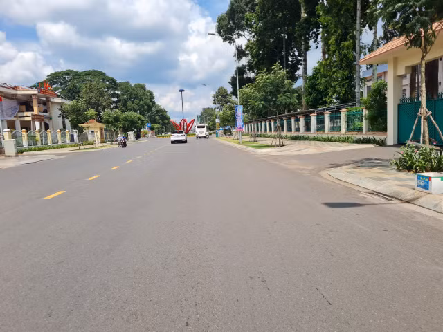 Cong ty Hong Ha lai trung Goi thau so 58 - DA Cai tao duong Hung Vuong-Hinh-2