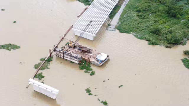 Cau Vam Cai Sut se hop long phan chinh sau nhieu lan tre hen-Hinh-3