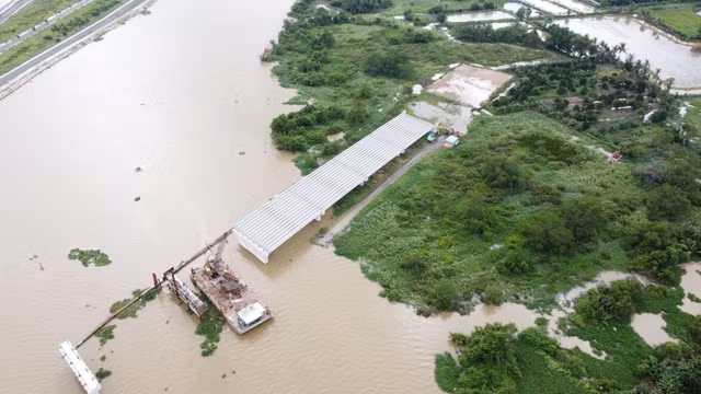 Cau Vam Cai Sut se hop long phan chinh sau nhieu lan tre hen-Hinh-7