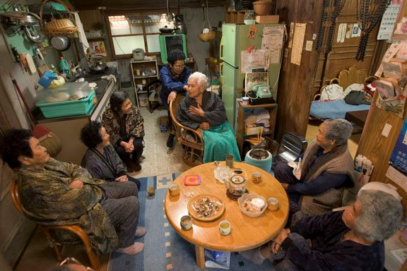 3 bí quyết sống 100 tuổi của người dân ngôi làng trường thọ ở Nhật - Hình 15 3 bi quyet song 100 tuoi cua nguoi dan ngoi lang truong tho o Nhat-Hinh-15