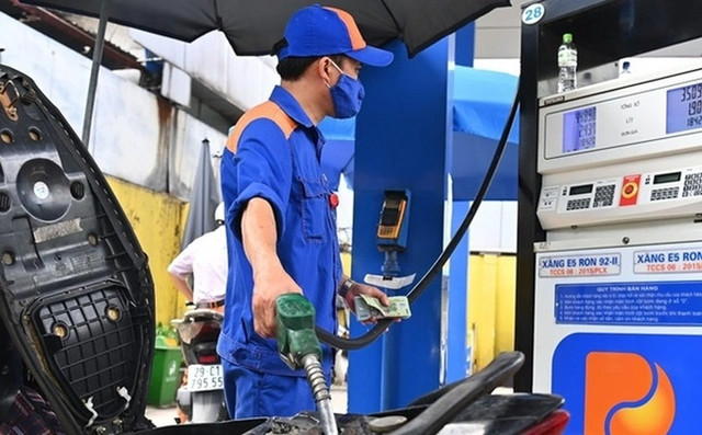 Thấy gì từ việc những gói thầu của Petrolimex Bà Rịa - Vũng Tàu chỉ một nhà thầu trúng? - Hình 2 Thay gi tu viec nhung goi thau cua Petrolimex Ba Ria - Vung Tau chi mot nha thau trung?-Hinh-2