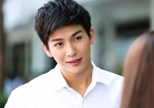 Vo bau nhan mon qua chong tang ma chet lang tot cung