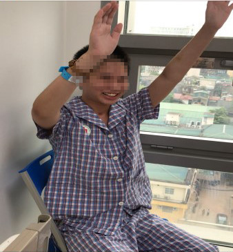 Kỳ tích cứu sống bệnh nhân 18 tuổi đột quỵ não nặng, hôn mê sâu - Hình 2 Ky tich cuu song benh nhan 18 tuoi dot quy nao nang, hon me sau-Hinh-2