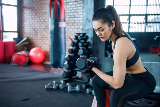 Nhung dau hieu tap gym qua muc gay hai suc khoe-Hinh-4