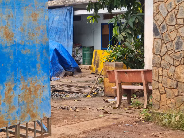 Vi sao cong ty An Phuoc co the hoat dong vo tu tren dat quoc phong?-Hinh-14