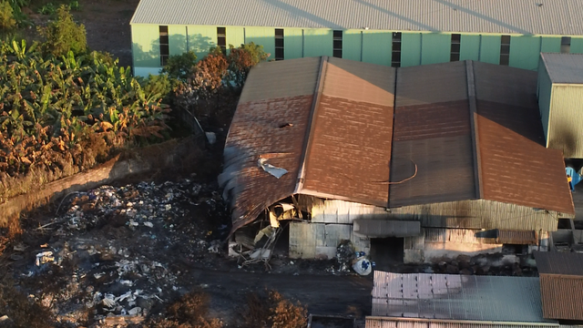 Vu chay nha may rac: cong ty Thien Thanh tung gay o nhiem moi truong-Hinh-16