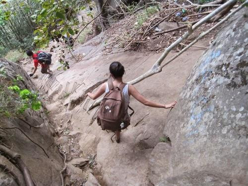 Cận cảnh cung đường lên 'Đệ nhất thiên sơn' Bà Đen - Hình 6 Can canh cung duong len 'De nhat thien son' Ba Den-Hinh-6