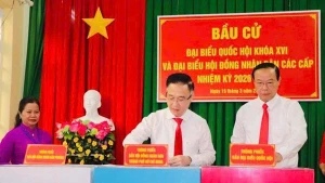 TPHCM: Cử tri phường Vũng Tàu rộn ràng ngày bầu cử