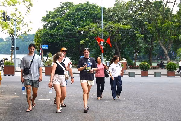 Đây cũng là khu vực thu hút du khách nước ngoài.