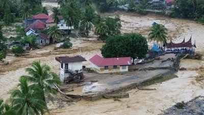 Số người thiệt mạng do lũ lụt, lở đất ở Indonesia vượt 600