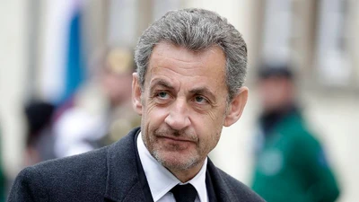 Cựu Tổng thống Pháp Nicolas Sarkozy bắt đầu thụ án 5 năm tù