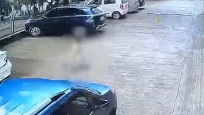 Đang chơi trước nhà, bé trai 5 tuổi gặp nạn tử vong