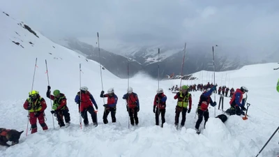Lở tuyết ở Italy, nhiều người thương vong