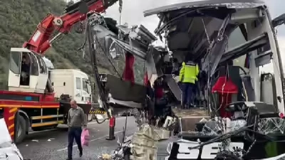 Hiện trường tai nạn trên cao tốc Thổ Nhĩ Kỳ, nhiều người thiệt mạng