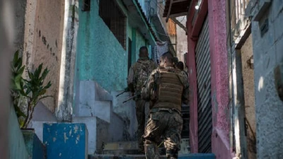 Cảnh sát truy quét nhóm tội phạm ở Brazil, 64 người thiệt mạng