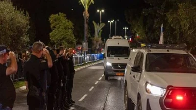 Israel nói Hamas trao trả nhầm thi thể con tin