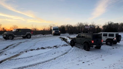 Nước Mỹ vẫn chìm trong giá rét