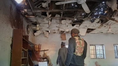 Bom phát nổ tại nhà thờ Hồi giáo Nigeria, 40 người thương vong 