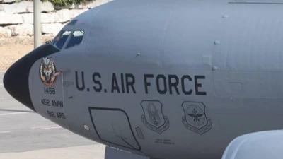 Máy bay quân sự Mỹ va chạm rào chắn ở Philippines, 5 người bị thương