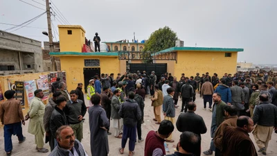 Đánh bom tự sát tại nhà thờ ở Pakistan, hàng trăm người thương vong