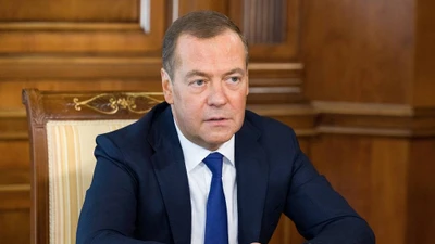 Ông Medvedev khen ngợi Tổng thống Mỹ Donald Trump